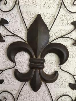 Metalen wandornament - Franse lelie - bruin - rustiek